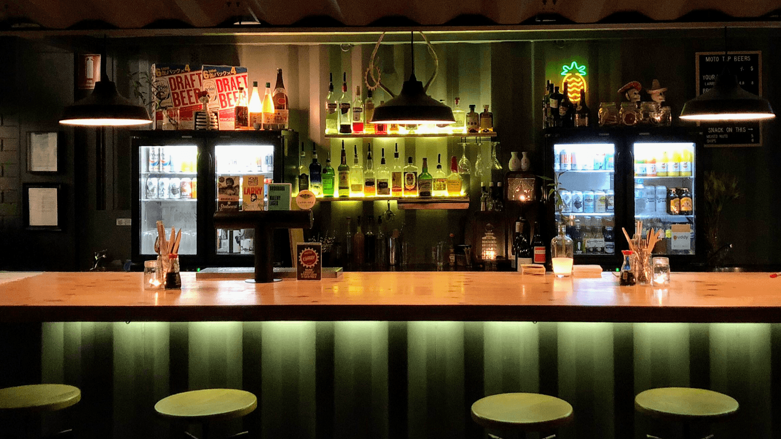 MOTO — Noosaville, Sunshine Coast