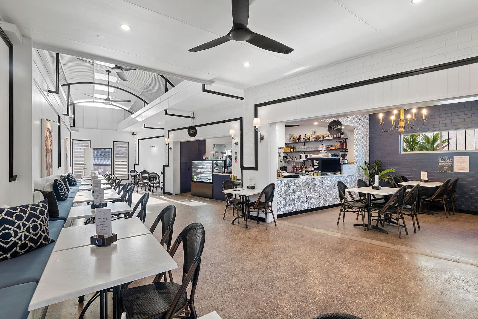 Montanas on Buderim — Buderim, Sunshine Coast