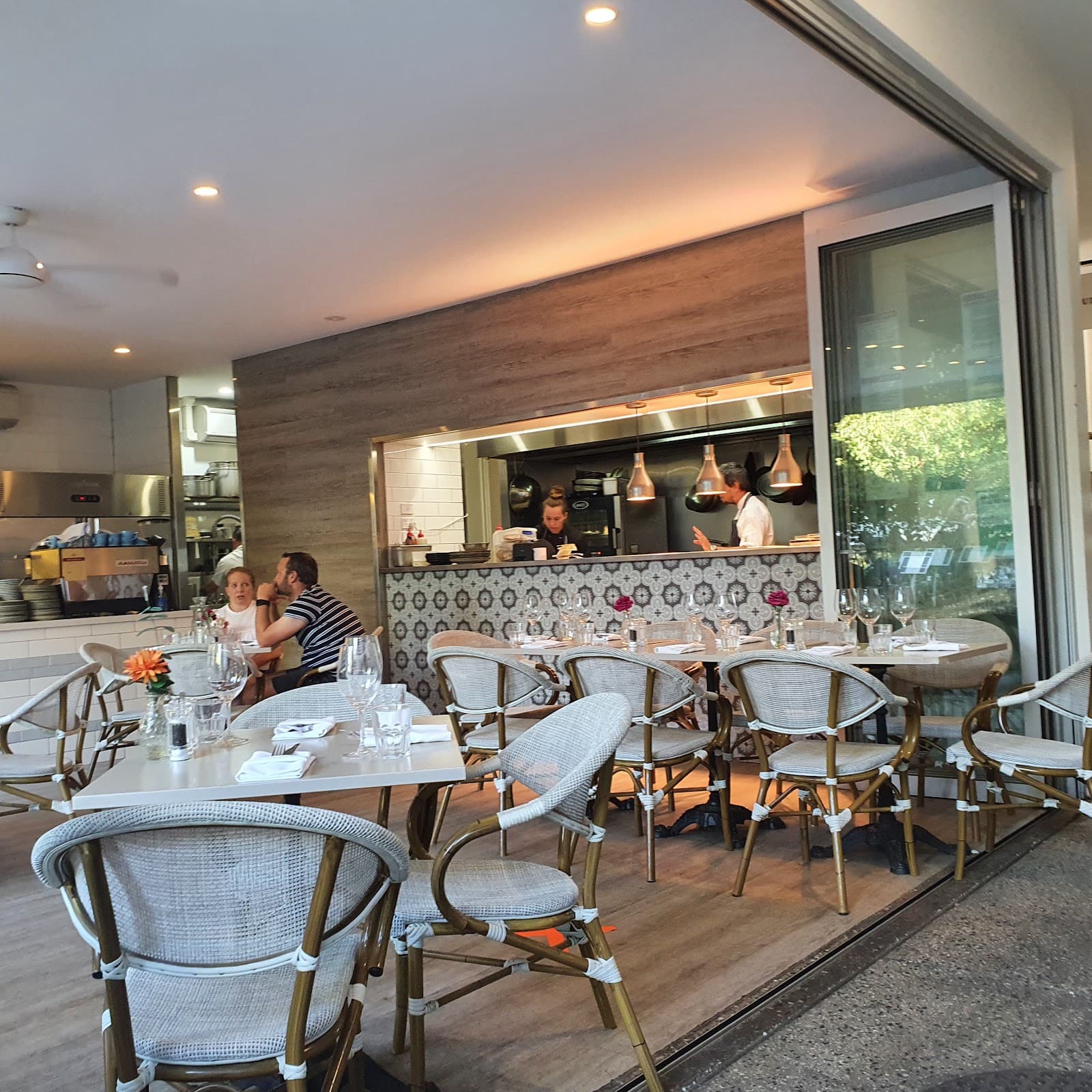 Periwinkle restaurant — Peregian Beach, Sunshine Coast