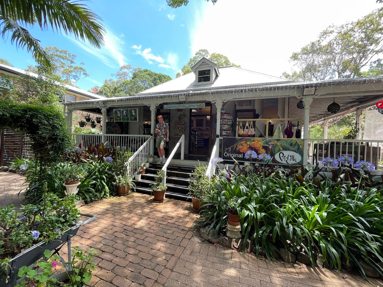 Priscilla's Gallery🌟Original Art, Studio Sessions,🌟GF Food, Coffee Tea Chai — Montville, Sunshine Coast
