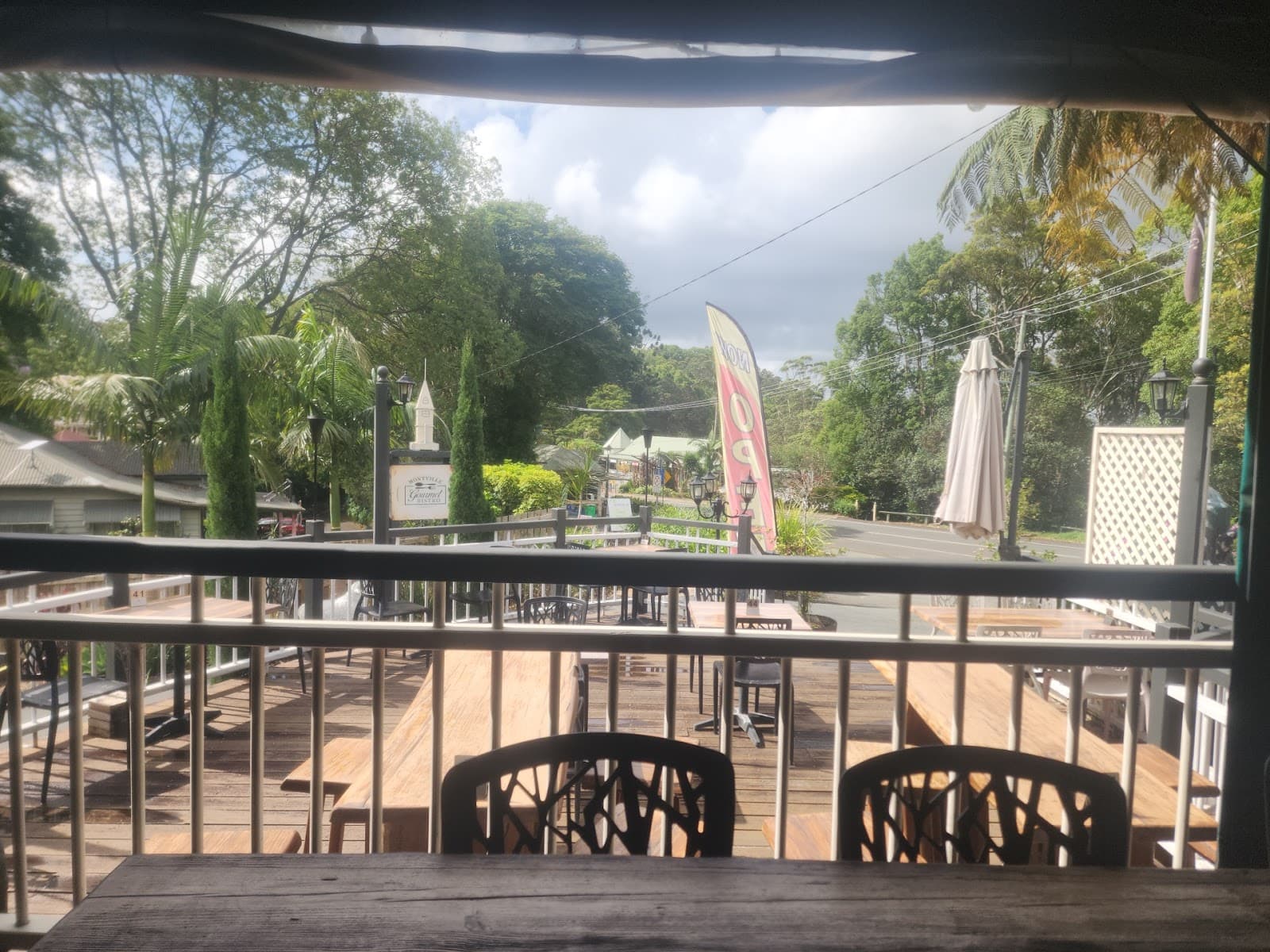 Geoff's Place Restaurant and Bar — Montville, Sunshine Coast