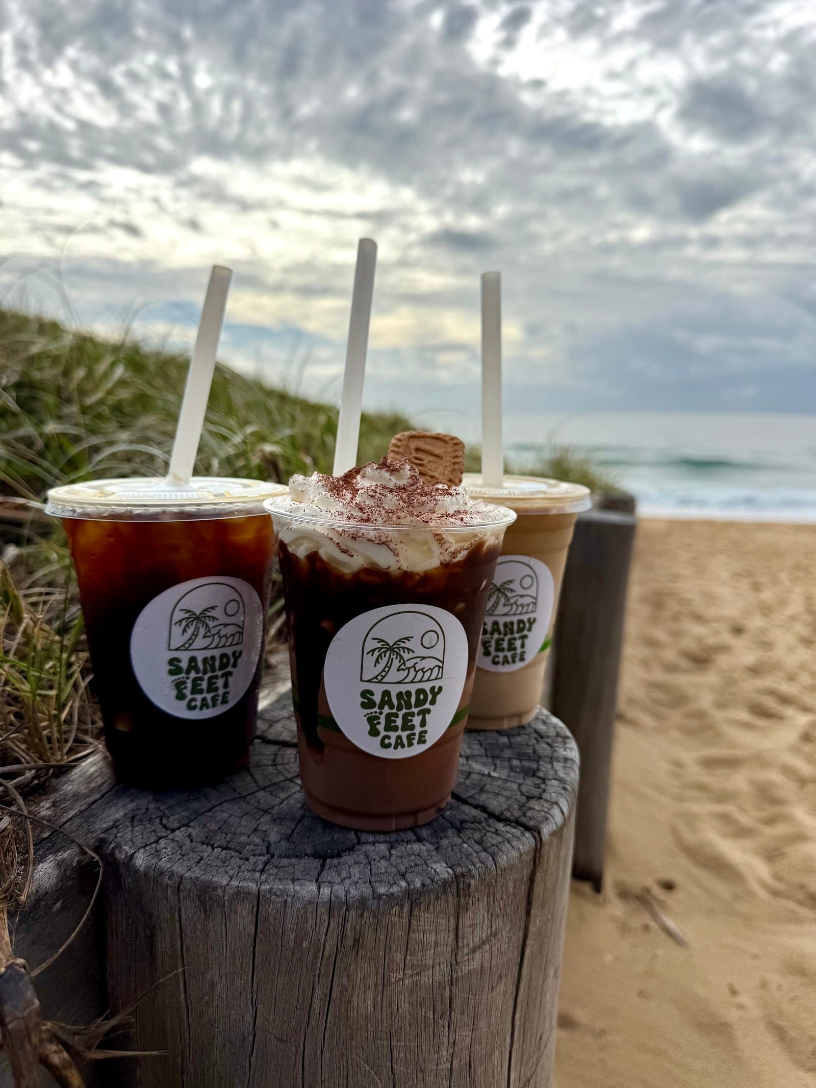 Sandy Feet Cafe Kawana — Kawana Waters, Sunshine Coast