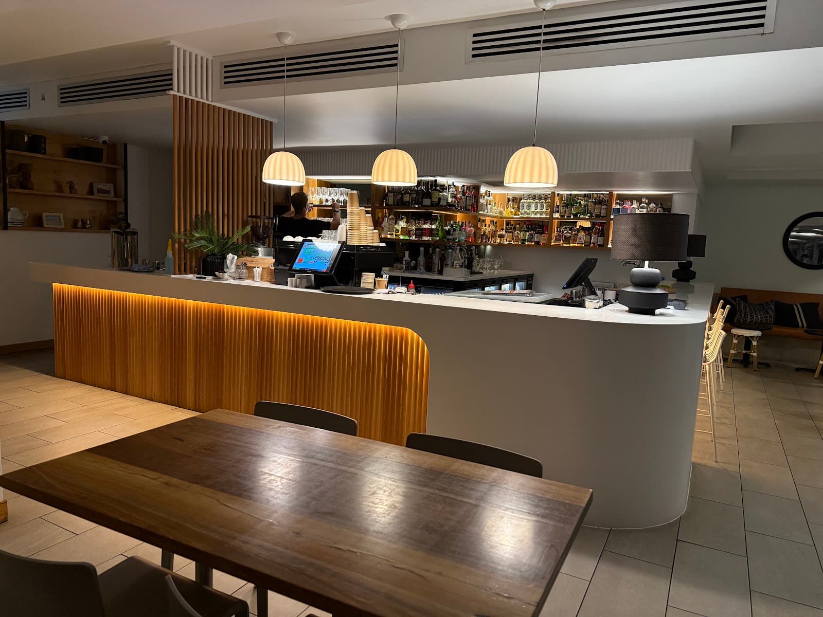 Season Restaurant & Bar — Noosa Heads, Sunshine Coast