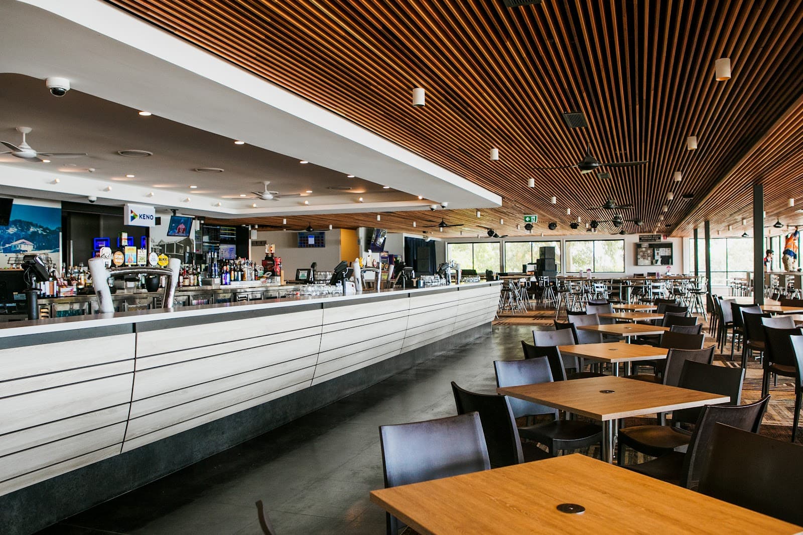 Noosa Heads Surf Life Saving Club — Noosaville, Sunshine Coast