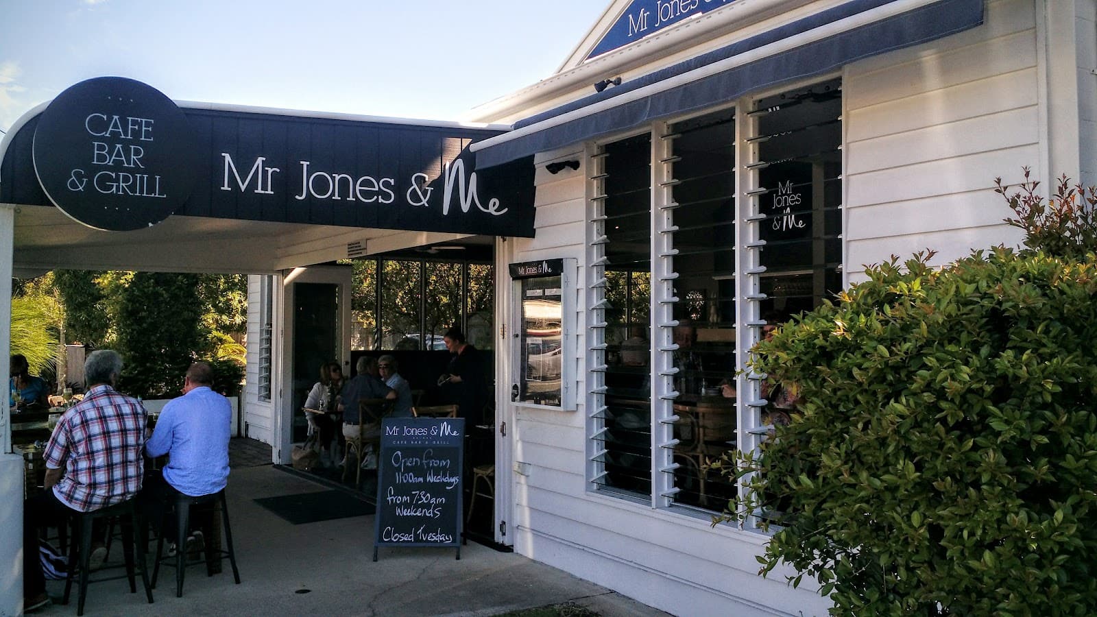 Mr Jones & Me Restaurant — Noosaville, Sunshine Coast