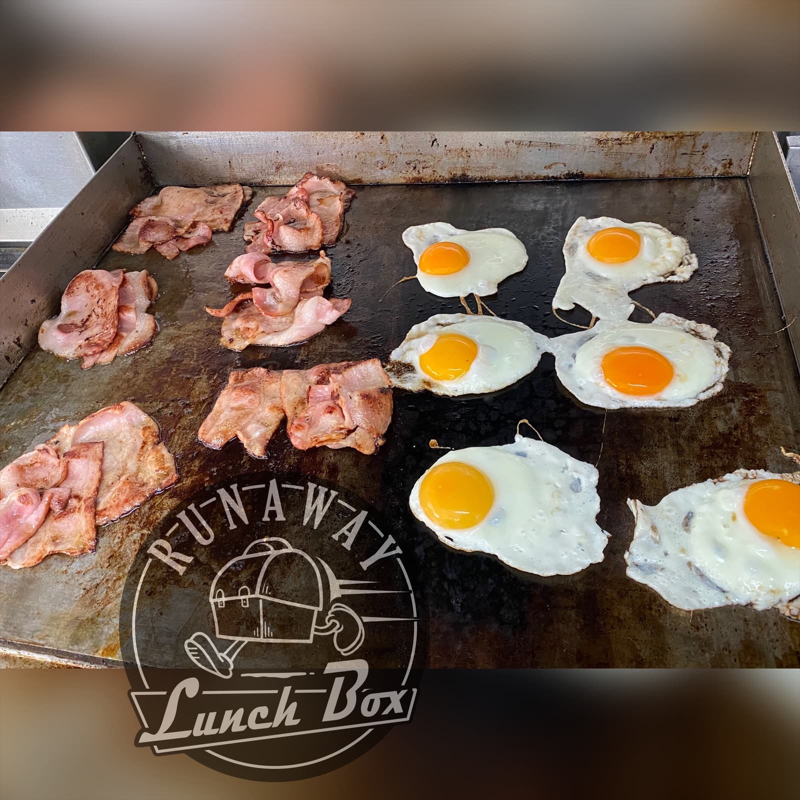 Runaway Lunch Box — Marcoola, Sunshine Coast