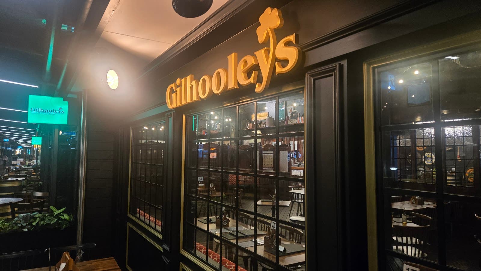 Gilhooley's Sunshine Plaza — Maroochydore, Sunshine Coast