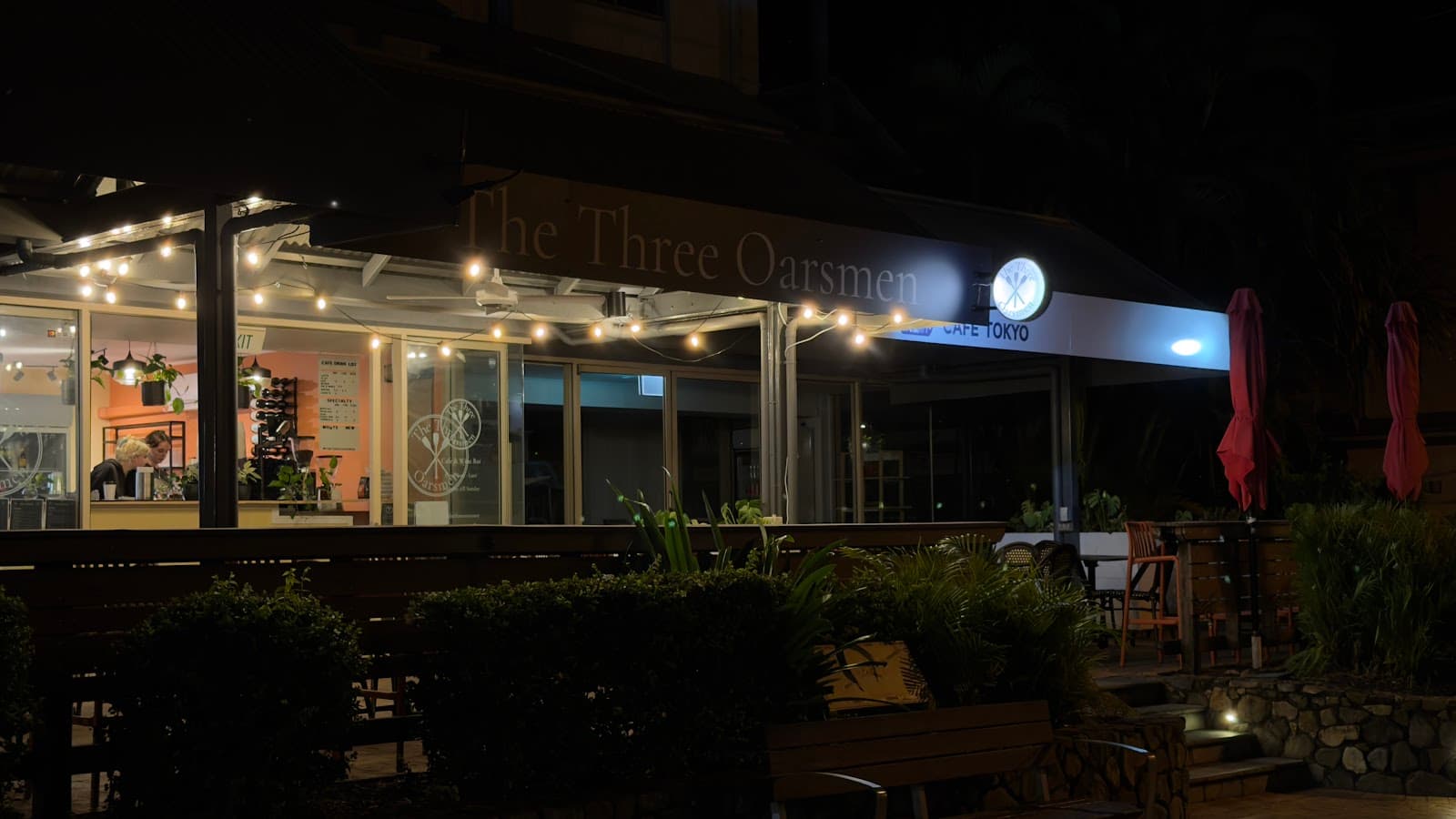The Three Oarsmen — Noosaville, Sunshine Coast