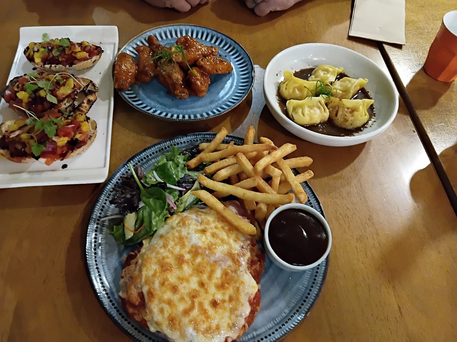 Banana Bender Pub — Kawana Waters, Sunshine Coast