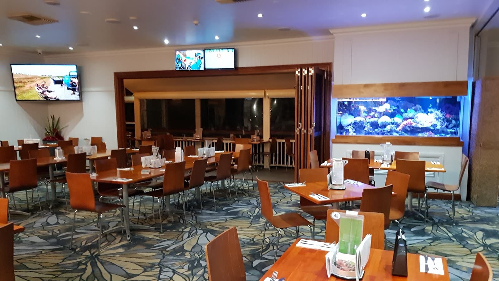 UBET (TAB) — Montville, Sunshine Coast