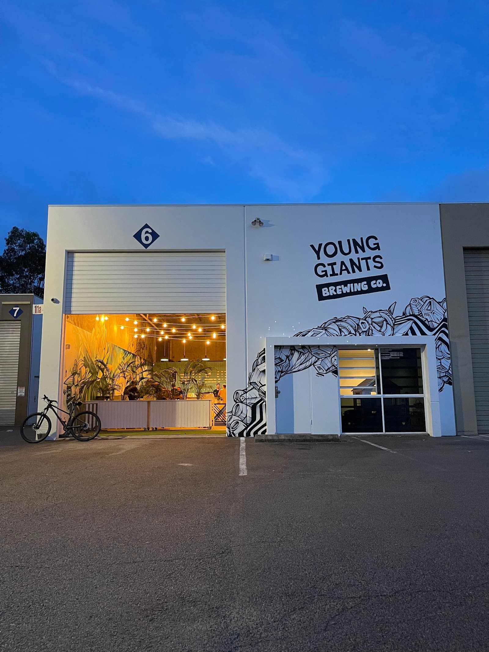 Young Giants Brewing Company — Kawana Waters, Sunshine Coast