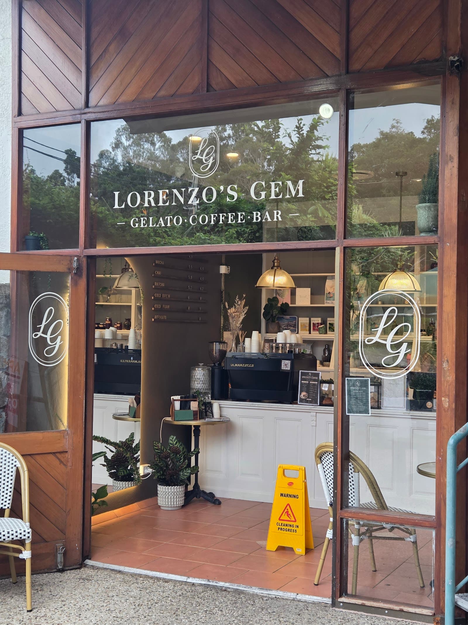 Lorenzo’s Gem gelato coffee bar — Eumundi, Sunshine Coast