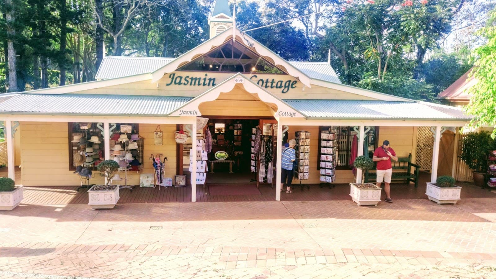 Montys Of Montville — Montville, Sunshine Coast