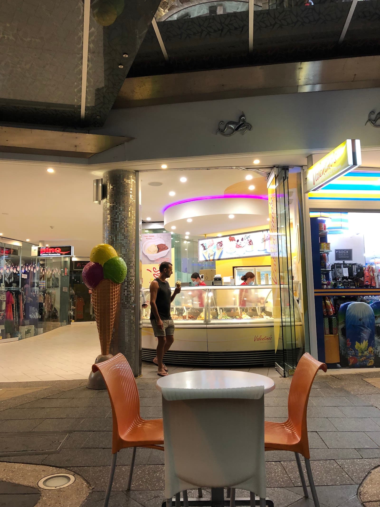 Valentino's — Kawana Waters, Sunshine Coast