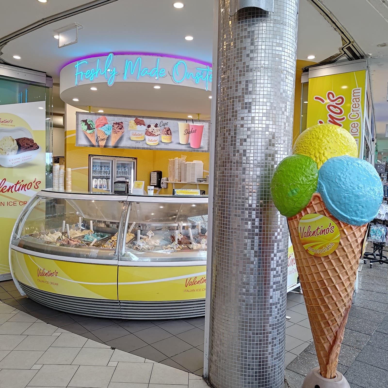 Valentino's — Kawana Waters, Sunshine Coast