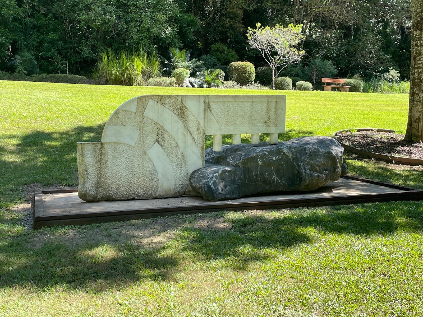 Bushland Sculpture Garden — Kawana Waters, Sunshine Coast