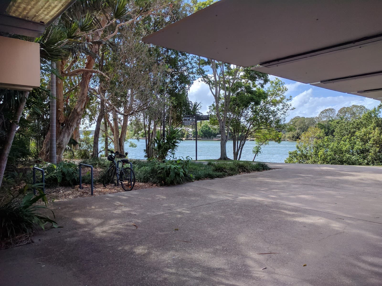 Noosa Regional Gallery — Kawana Waters, Sunshine Coast