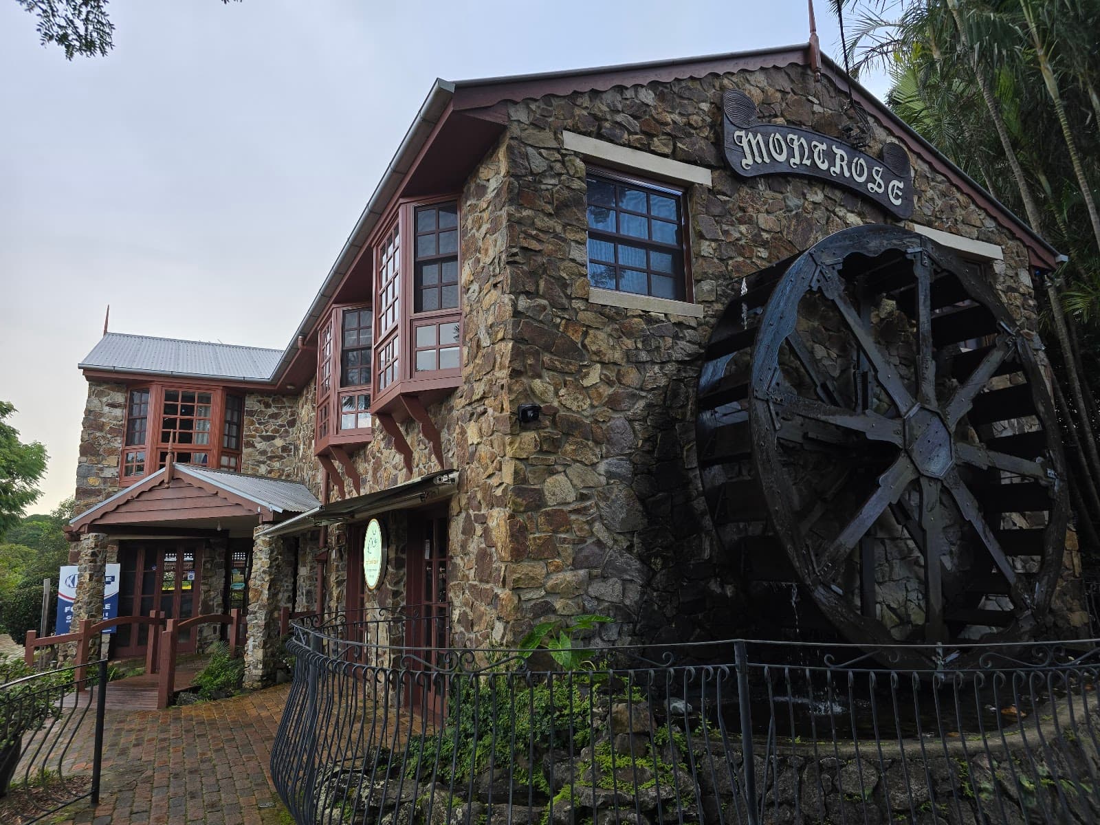 Montville Visitor Information Centre — Montville, Sunshine Coast