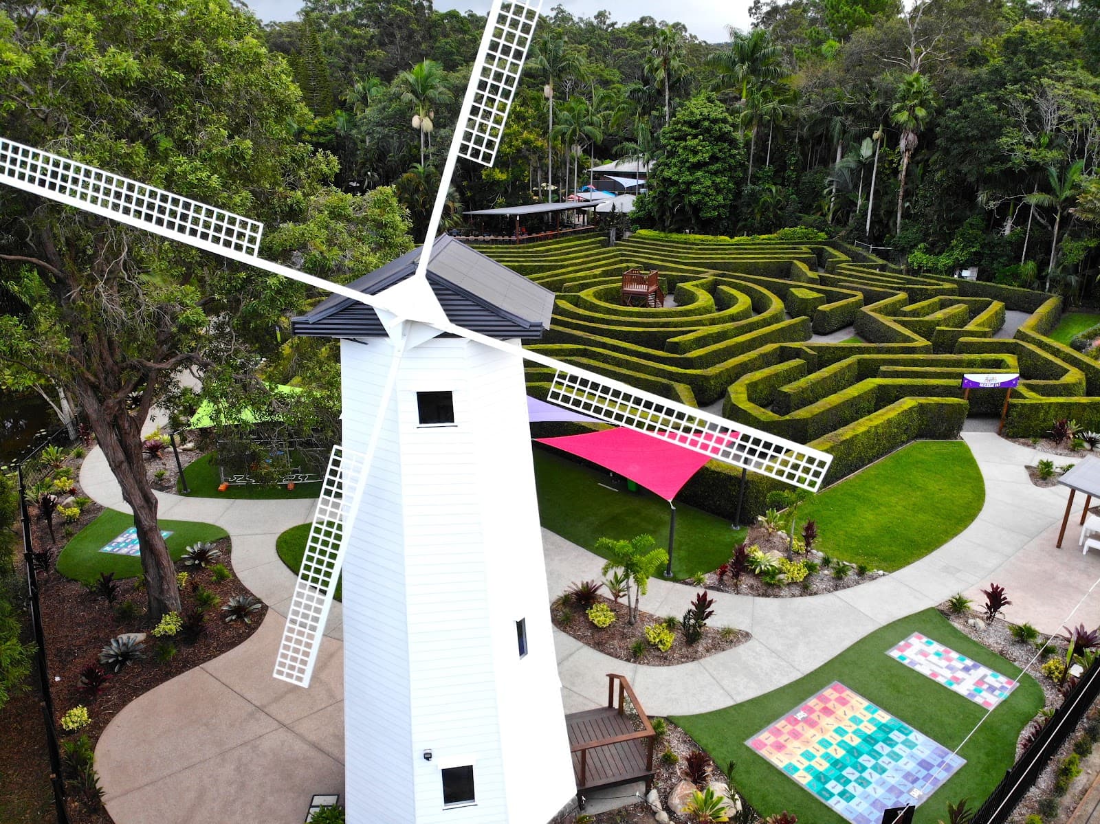 Amaze World — Kawana Waters, Sunshine Coast