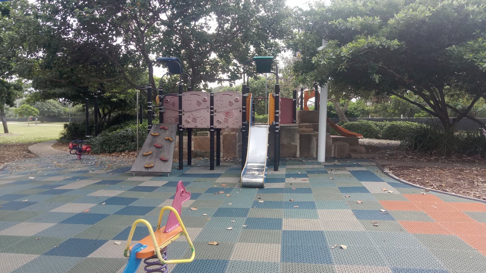 Pierce Park playground — Maroochydore, Sunshine Coast