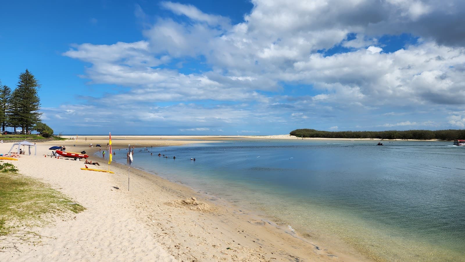 Bulcock Beach Beachfront — Caloundra, Sunshine Coast