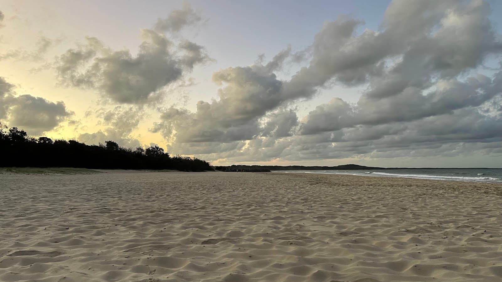 River Entrance Beach — Noosaville, Sunshine Coast