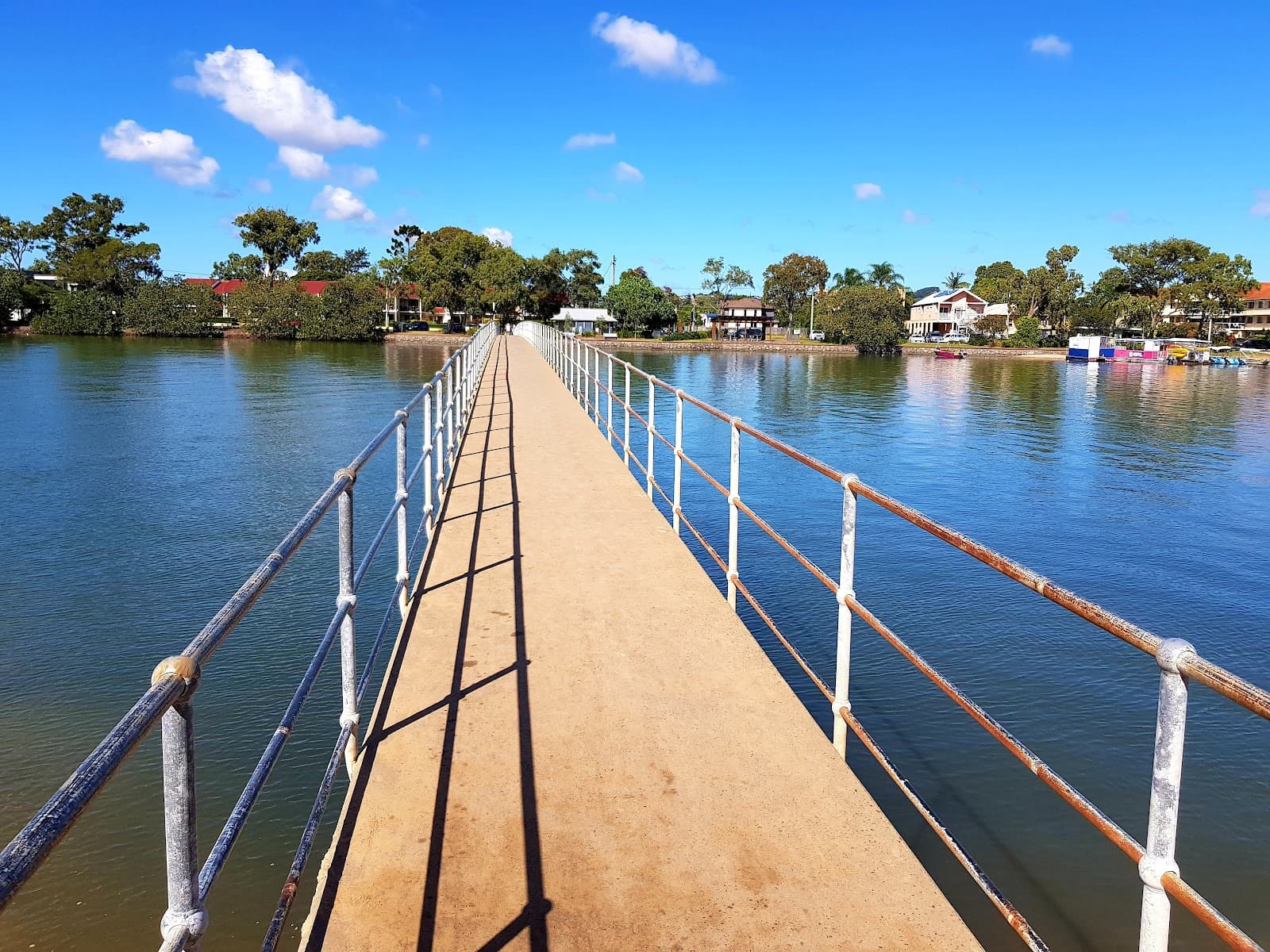 Picnic Area on River — Maroochydore, Sunshine Coast