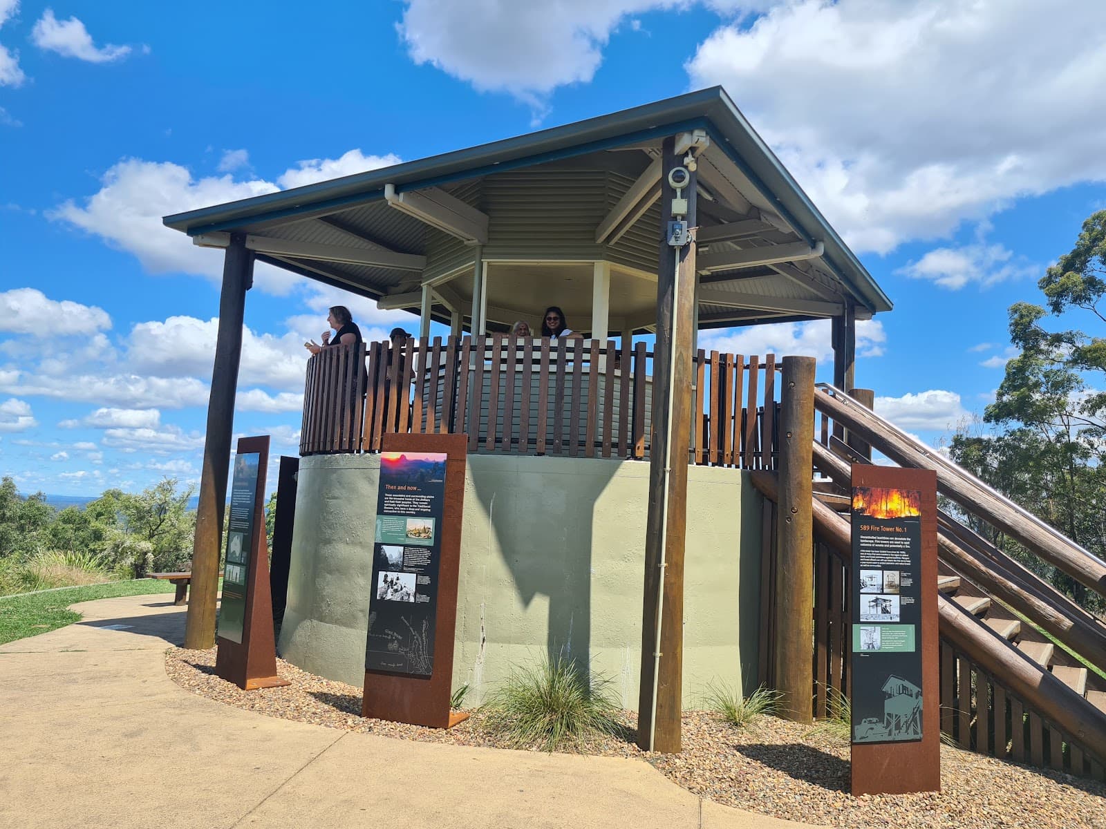 Glass House Mountains Lookout — Caloundra, Sunshine Coast