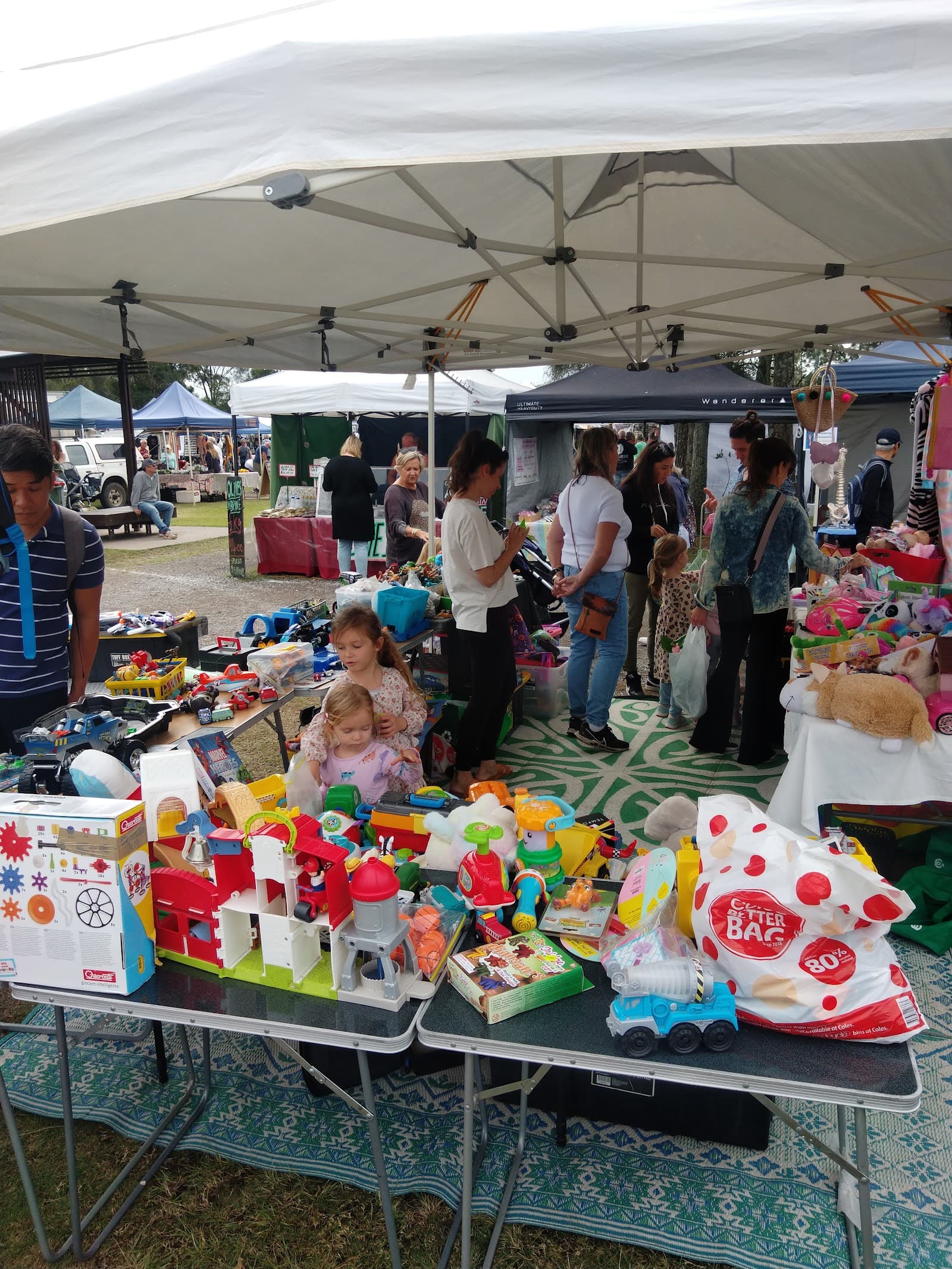 Fishermans Road Sunday Markets — Buderim, Sunshine Coast