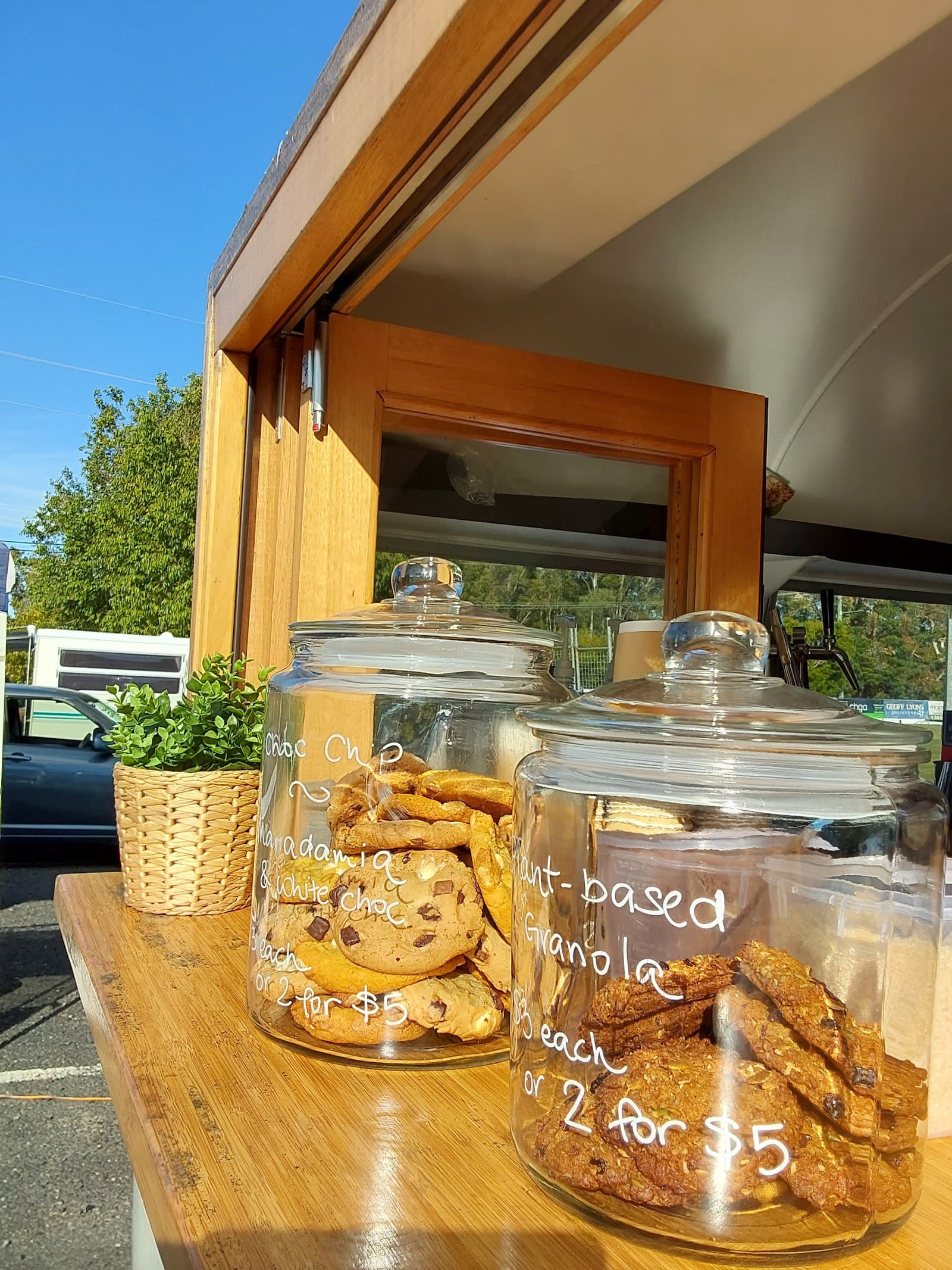 Arthur Street Country Markets — Caloundra, Sunshine Coast