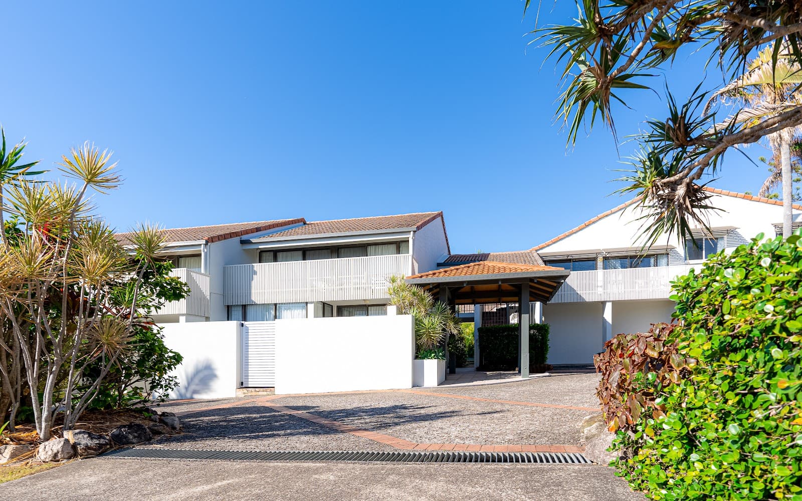 Peregian Court Resort — Peregian Beach, Sunshine Coast