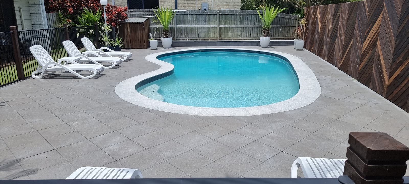 Pacific Palms Motor Inn — Marcoola, Sunshine Coast