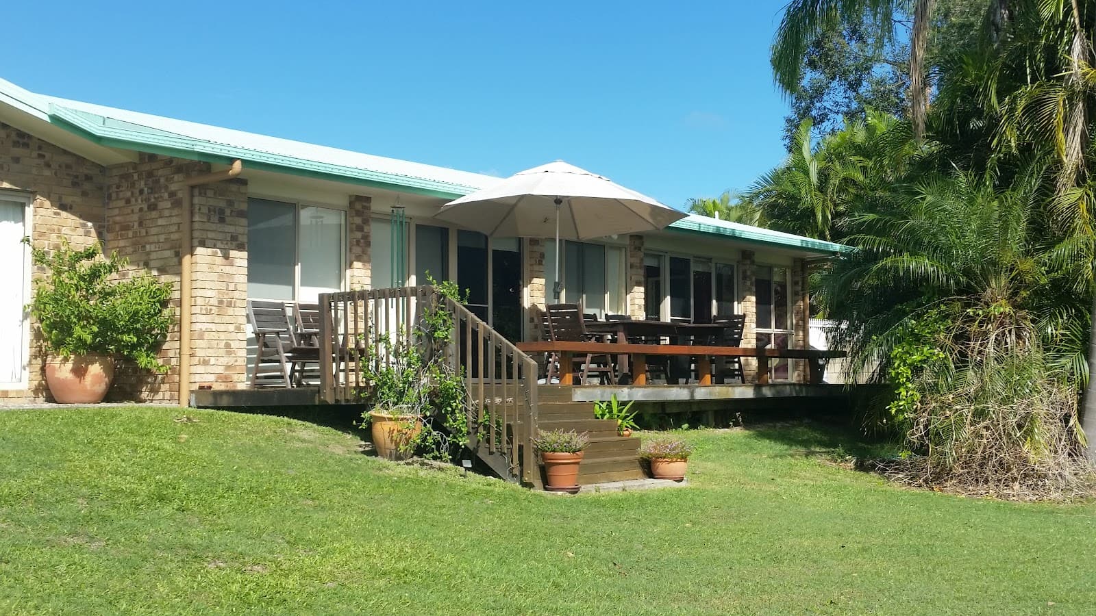 Hilltop Hideaway B & B — Eumundi, Sunshine Coast