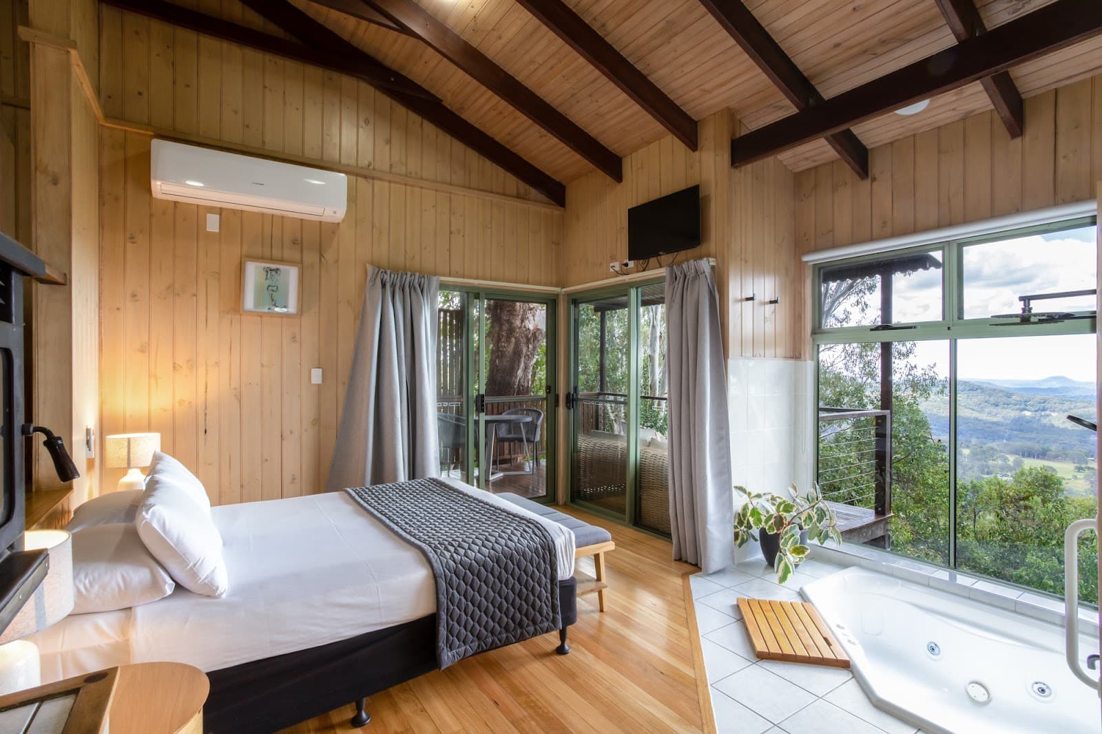 Treetops Seaview Montville — Montville, Sunshine Coast