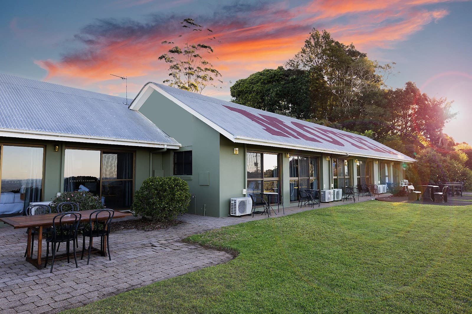 Maleny Views Motel — Montville, Sunshine Coast