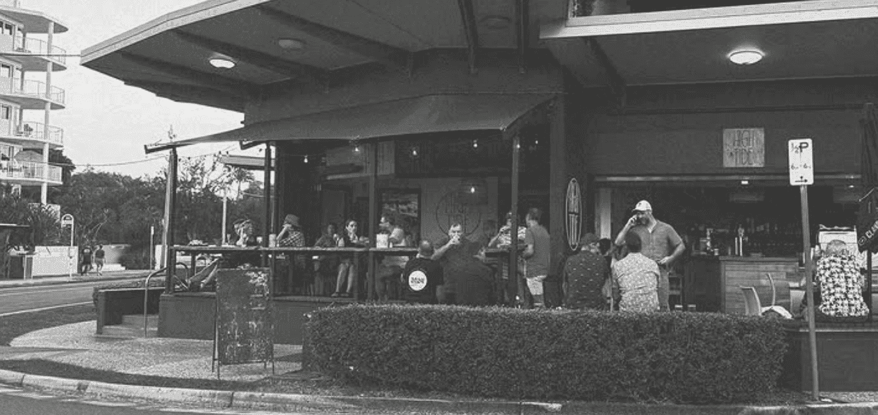 High Tide Bar, Grill & Cafe