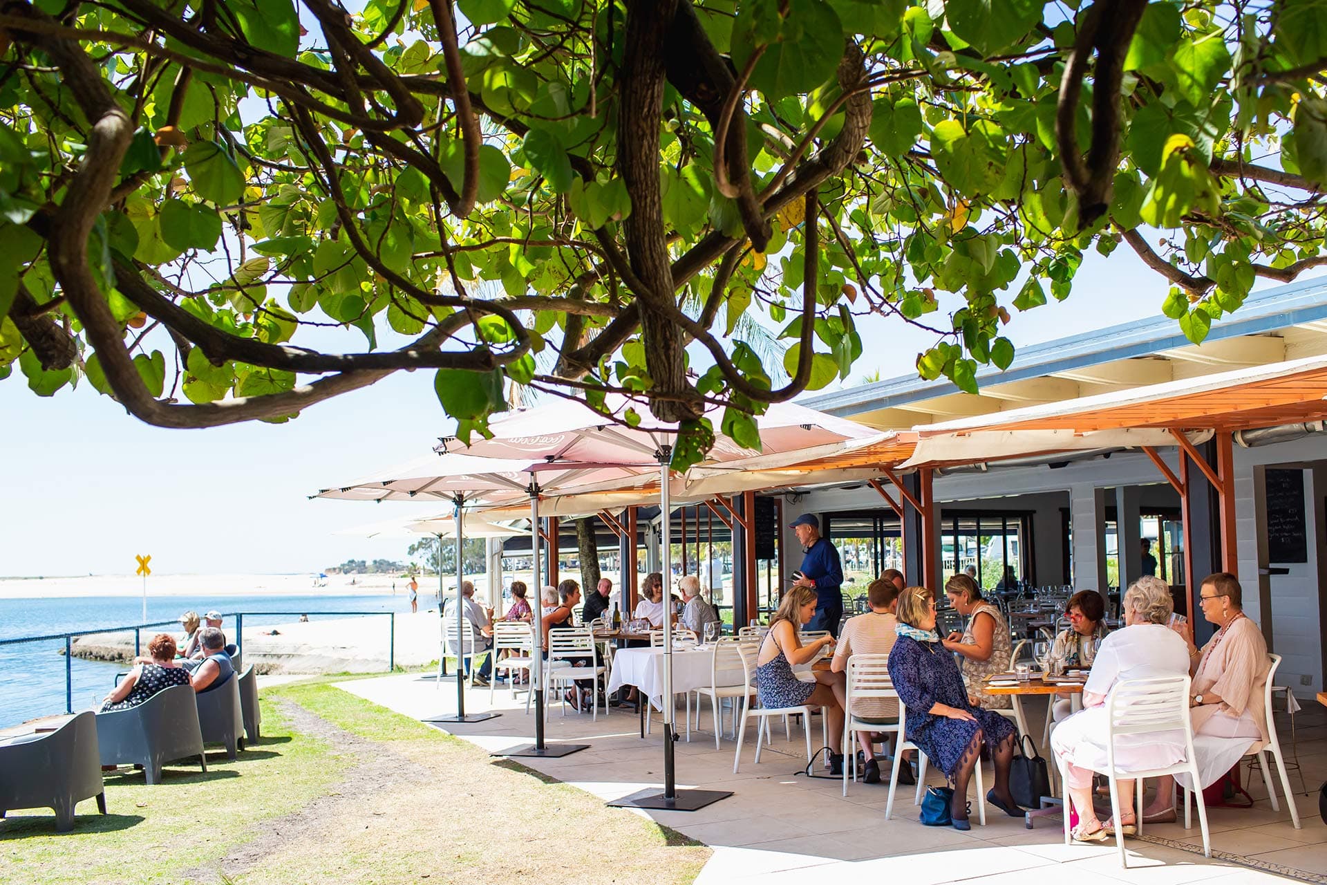 The Boat Shed & The Boat Shed Takeaway