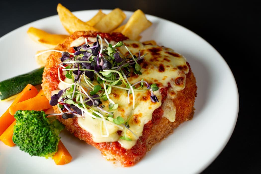 Amici Restaurant & Pizzeria